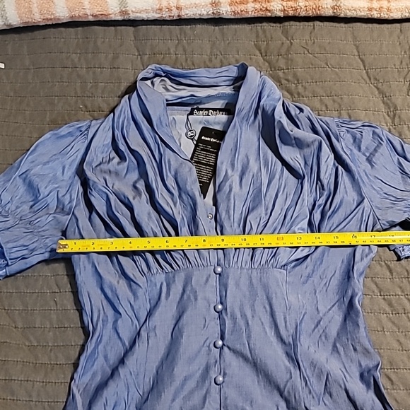 Victorian style short sleeve blue women's size medium blouse - Picture 3 of 9